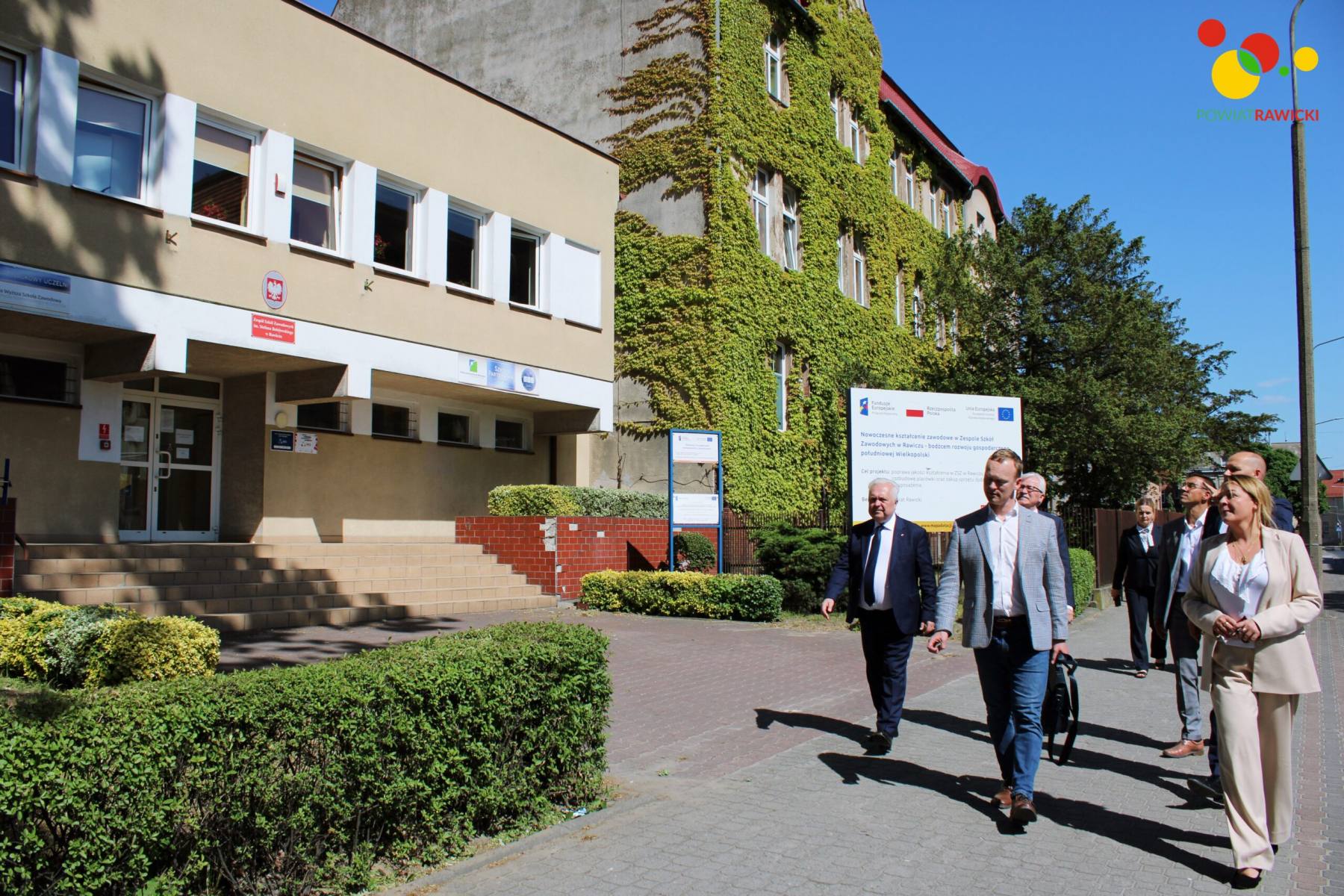 Wizyta podkomisji ds. wykorzystania środków europejskich w Zespole Szkół Zawodowych w Rawiczu