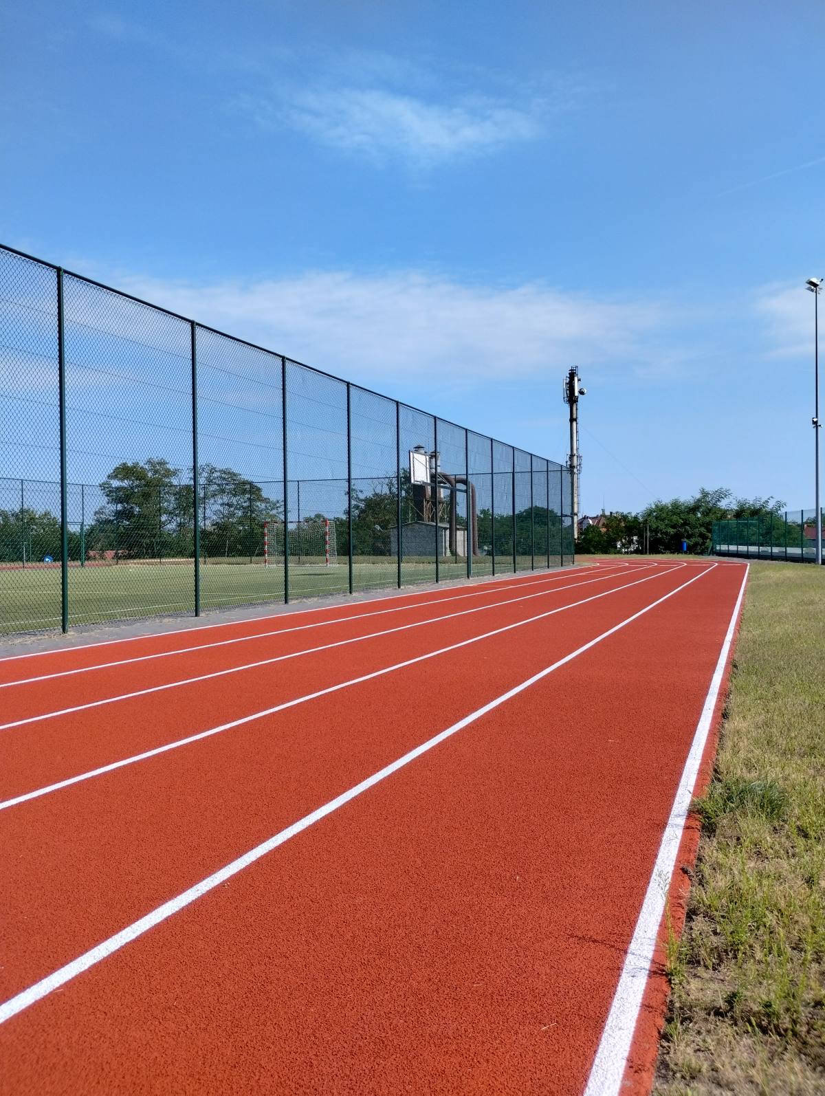 Wakacyjne przemiany, czyli odświeżamy naszą szkołę - remonty 2024