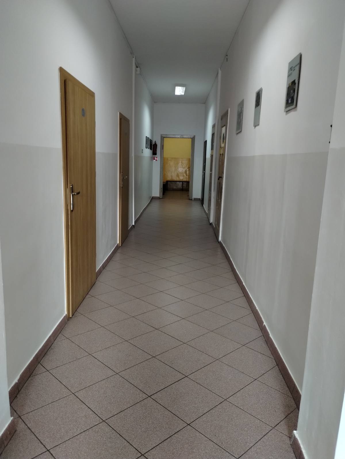 Wakacyjne przemiany, czyli odświeżamy naszą szkołę - remonty 2024