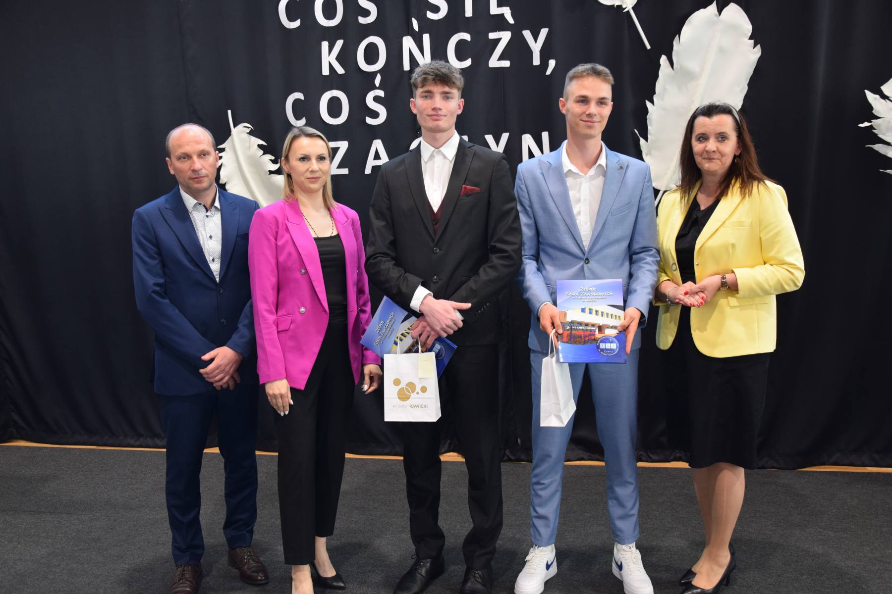 Uroczyste zakończenie nauki przez uczniów Technikum w Rawiczu - 25.04.2025 r. 