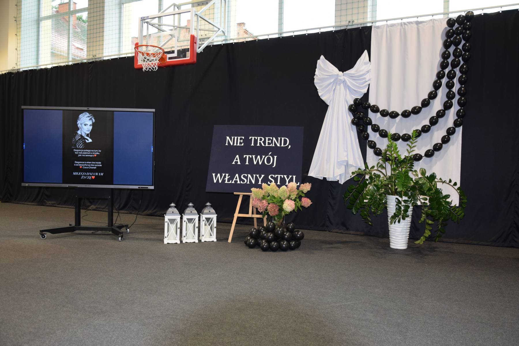 Szkoła to nie plaża – o modzie i dobrym stylu w ZSZ Rawicz