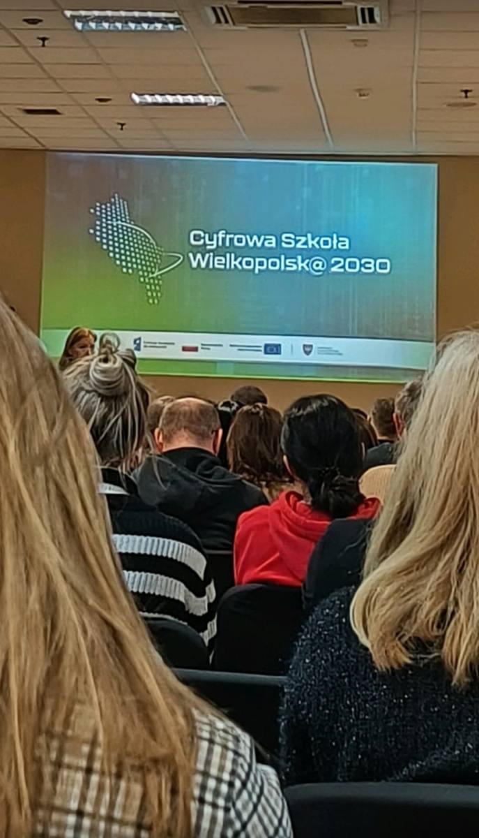 udział szkoleniu w ramach projektu „Cyfrowa Szkoła Wielkopolsk@ 2030” w Tarnowie Podgórnym