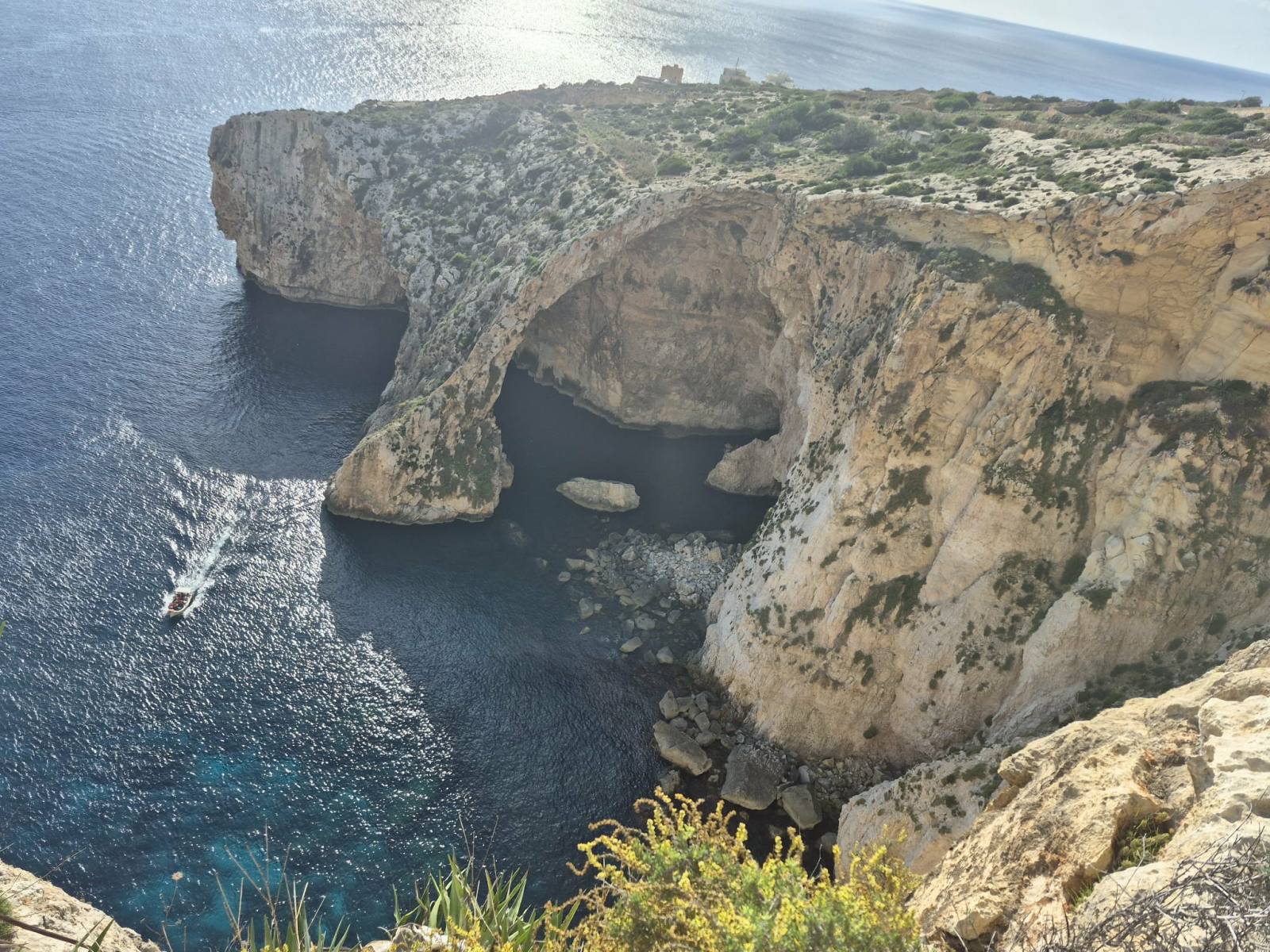 Miesiąc pełen doświadczeń, nauki i maltańskiego słońca – relacja z praktyk zagranicznych w ramach projektu „Staże zawodowe – nowe otwarcie”