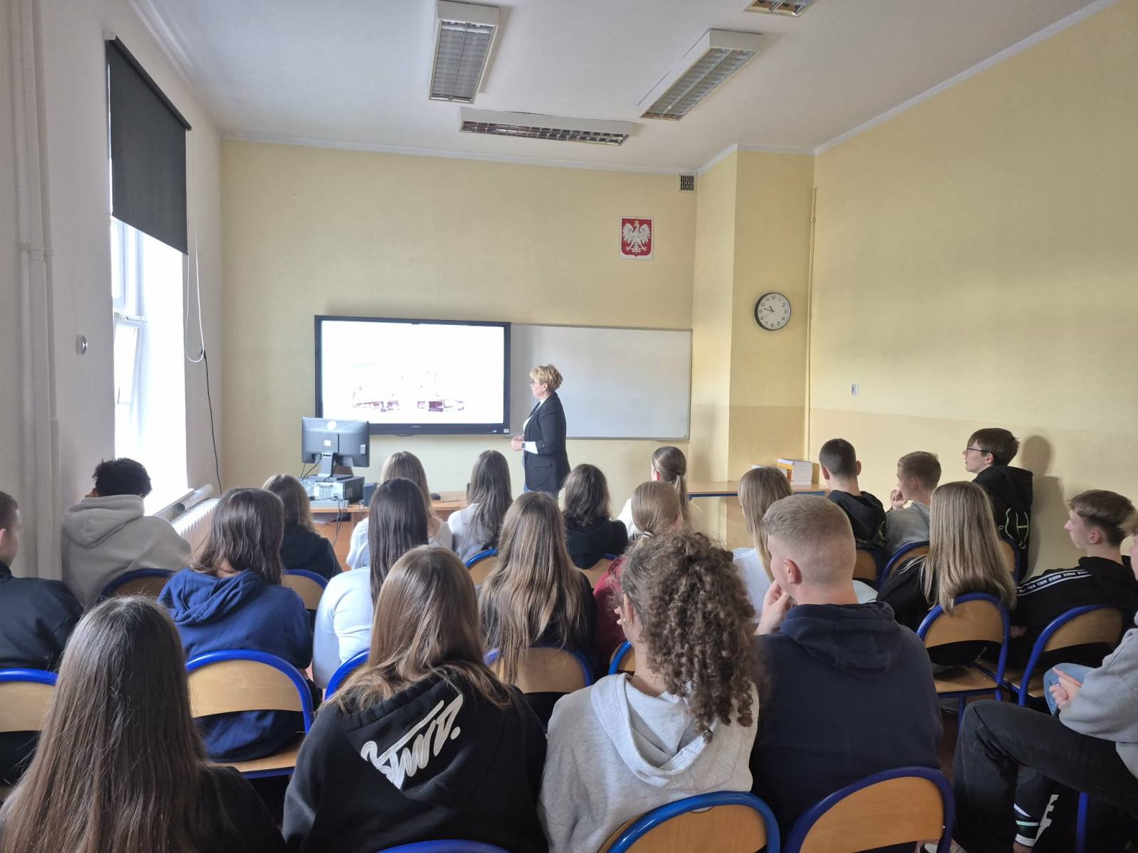 Działania upowszechniające projekt „Staże zawodowe – nowe otwarcie”