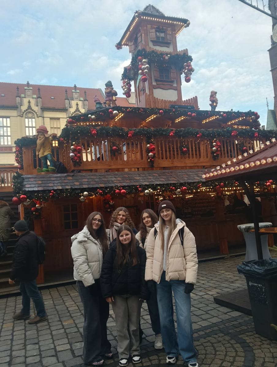 uczniowie klasy 4TB na wycieczce we Wrocławiu