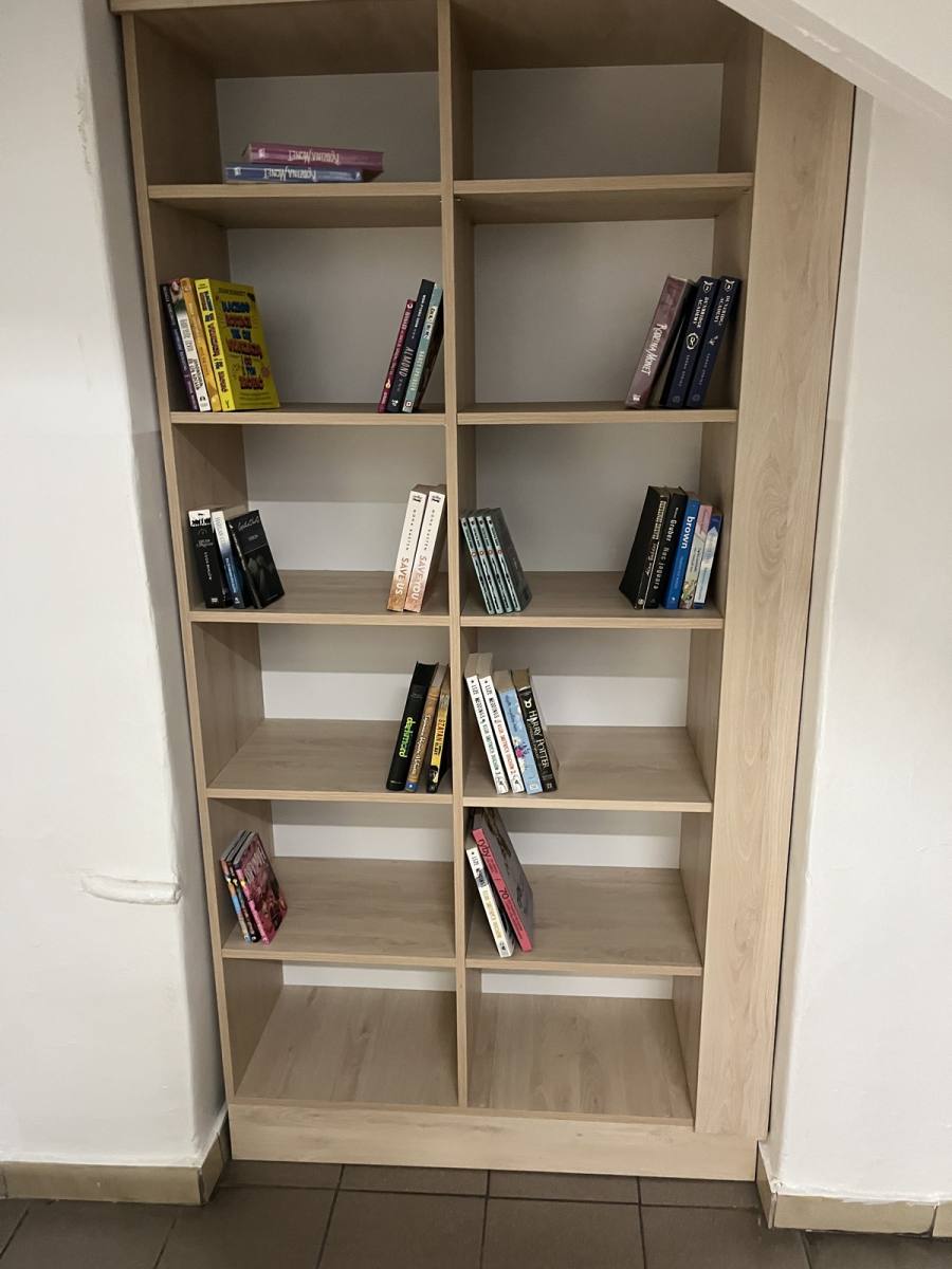 „Regał Drugiego Życia” – Nowy rozdział dla książek i ważna lekcja dla nas!