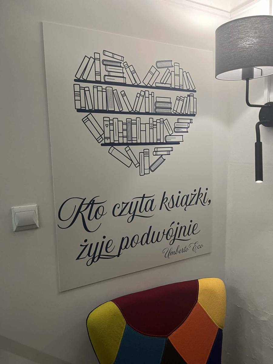 Kolejna metamorfoza kącika czytelniczego