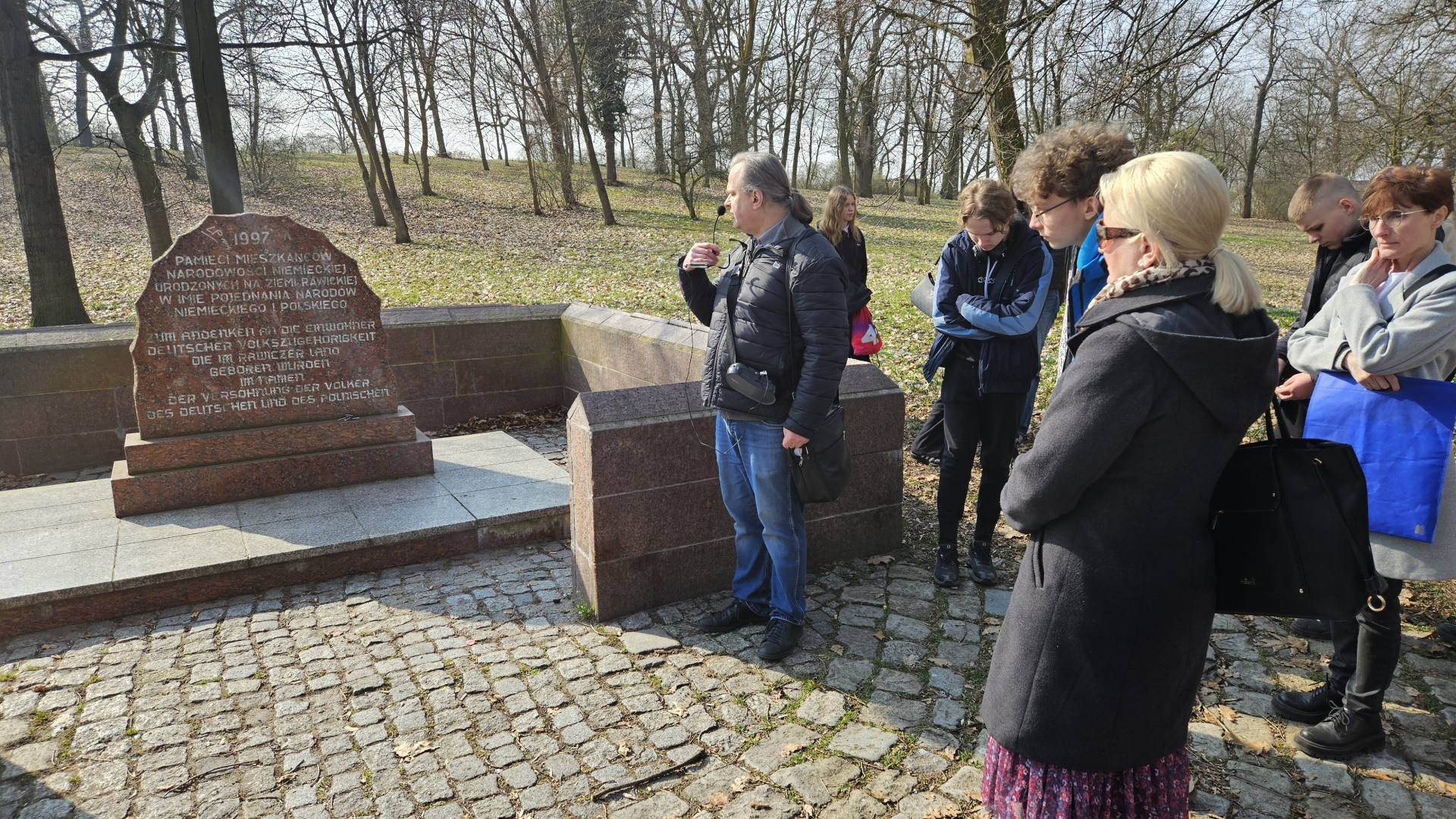 RUSZYŁA JUBILEUSZOWA EDYCJA PROJEKTU „MYŚLEĆ HISTORIĄ – DZIAŁAĆ LOKALNIE. RAWICZ WIELOKULTUROWY”!