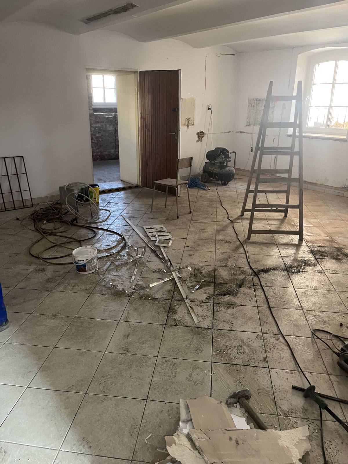 fotorelacja z remontu budynku A