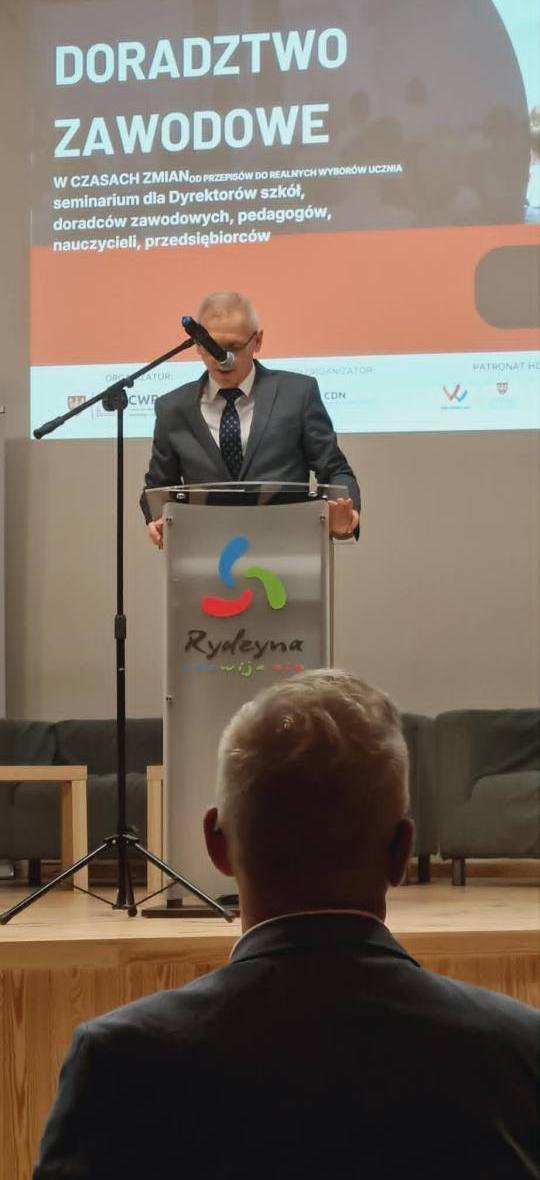 Panel dyskusyjny- dobry zawód - droga do sukcesu
