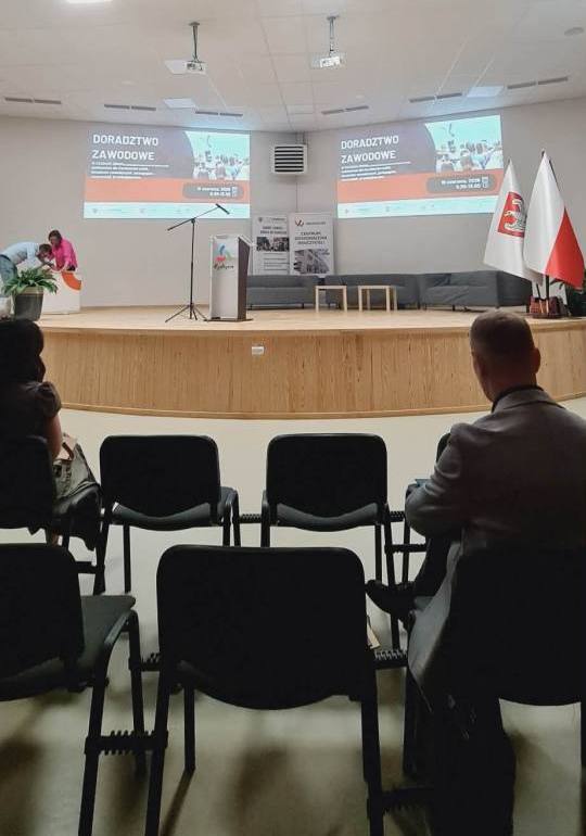 Panel dyskusyjny- dobry zawód - droga do sukcesu