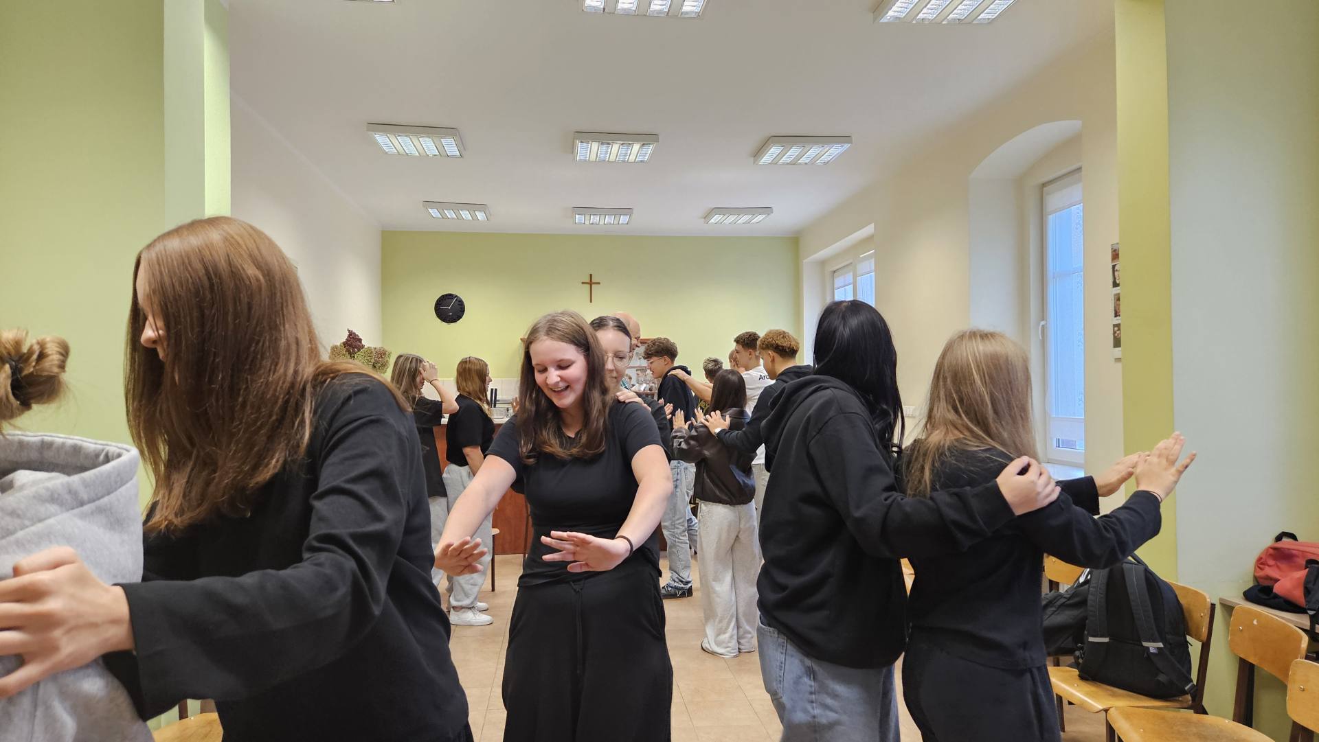 INAUGURACJA TYGODNIA SZCZĘŚCIA W ZESPOLE SZKÓŁ ZAWODOWYCH