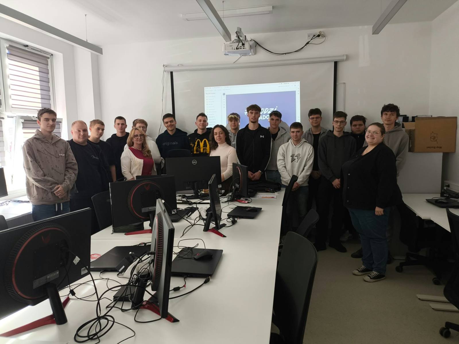 Młodzież z ZSZ w Rawiczu w programie „Młodzi Świadomi”