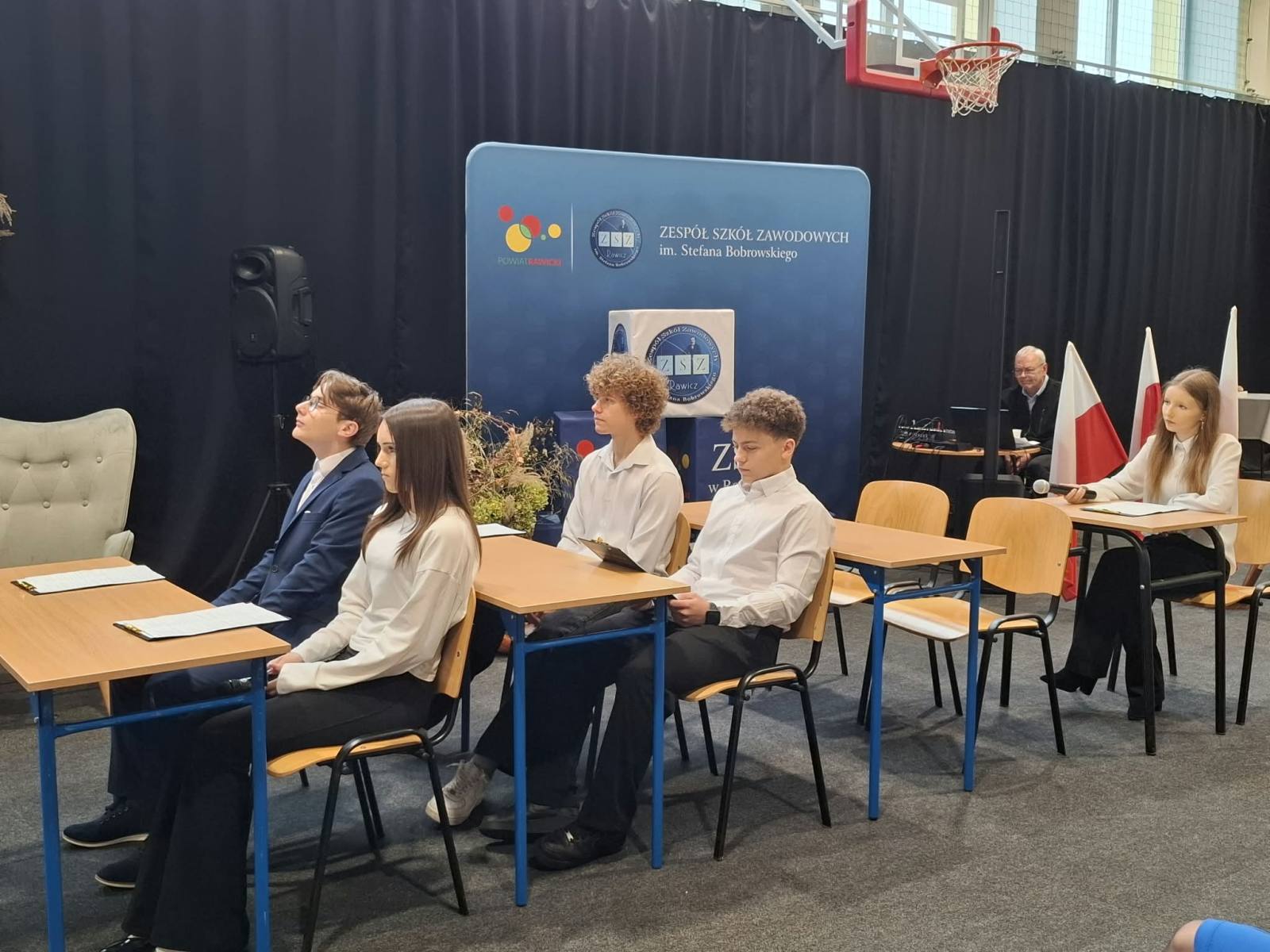 Święto edukacji w ZSZ w Rawiczu. Nagrody, stypendia i chwile pełne wspomnień
