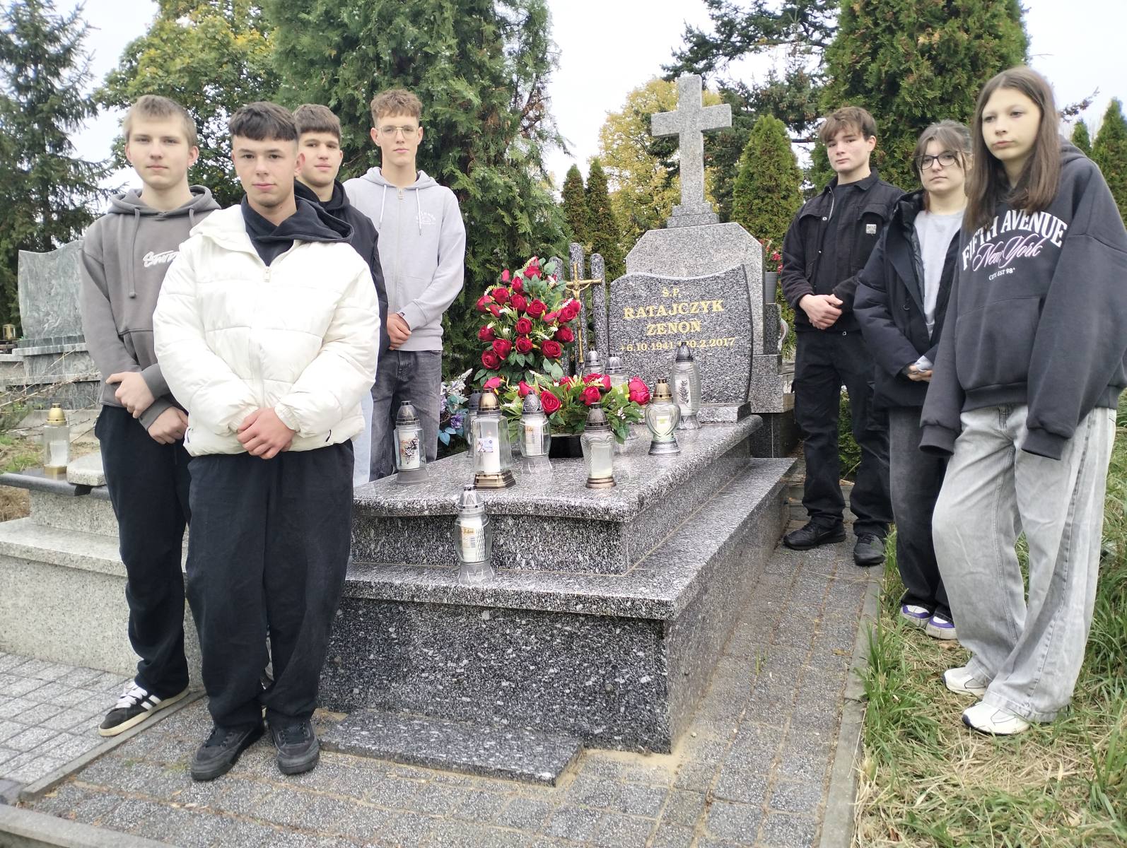 MŁODZIEŻ ZESPOŁU SZKÓŁ ZAWODOWYCH PAMIĘTA……